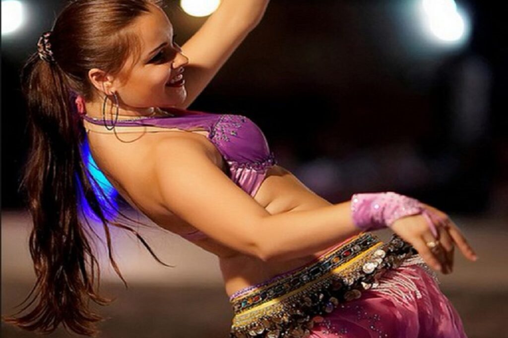 Live-Belly-Dance-1024x682